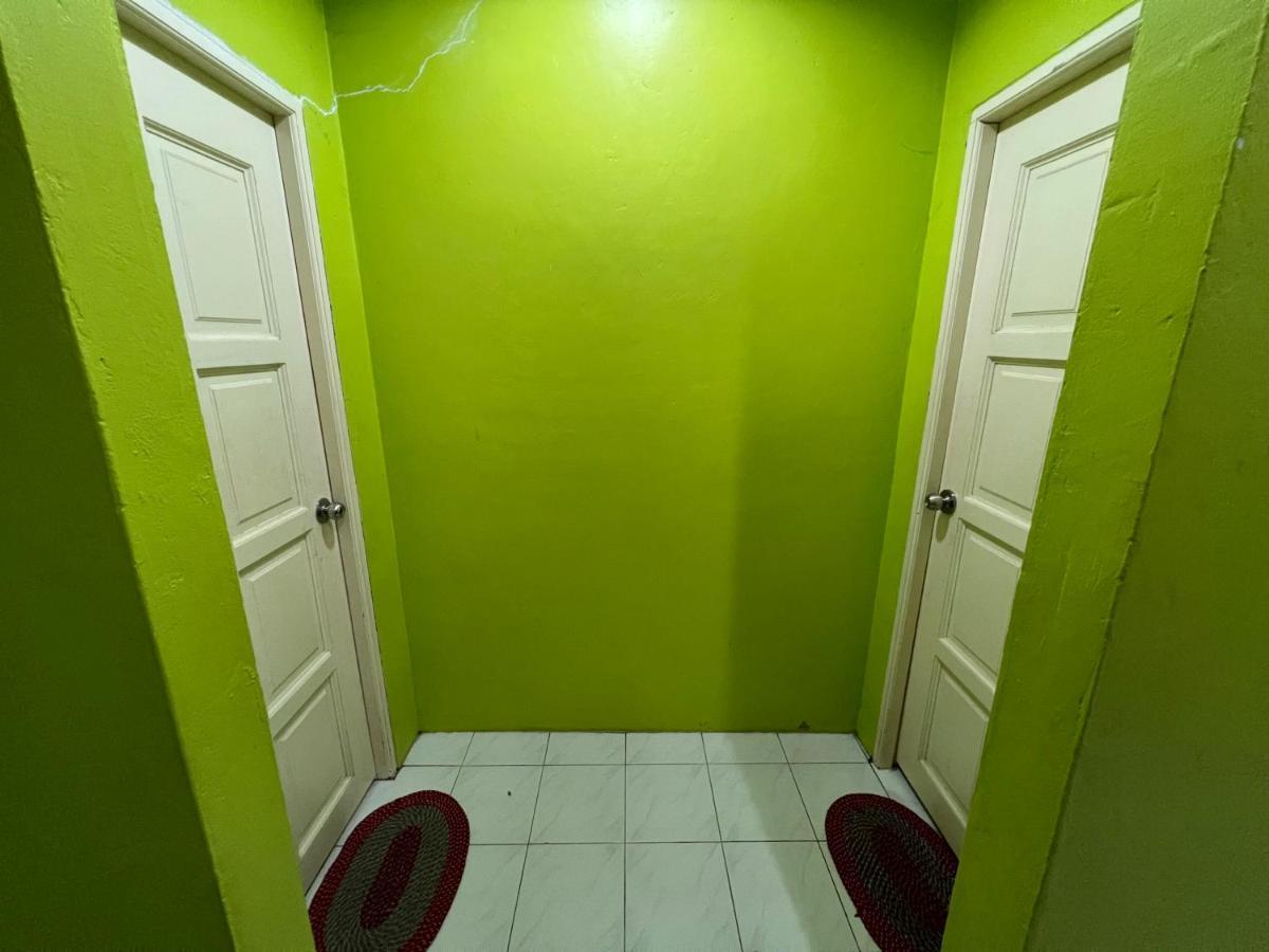 Hanif Homestay Kuching Zewnętrze zdjęcie