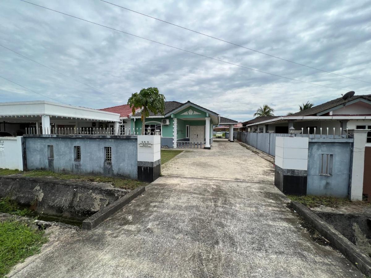 Hanif Homestay Kuching Zewnętrze zdjęcie